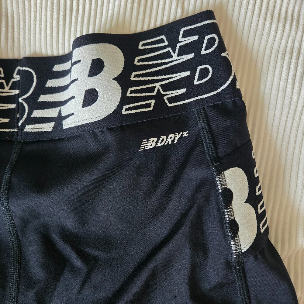 New Balance Black Biker Shorts 4-Inch - Small - Picture 4 of 4